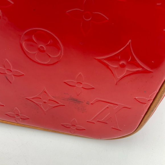 Louis Vuitton Monogram Vernis Houston LV Logo Red Patent Tote Bag - Picture 8 of 16